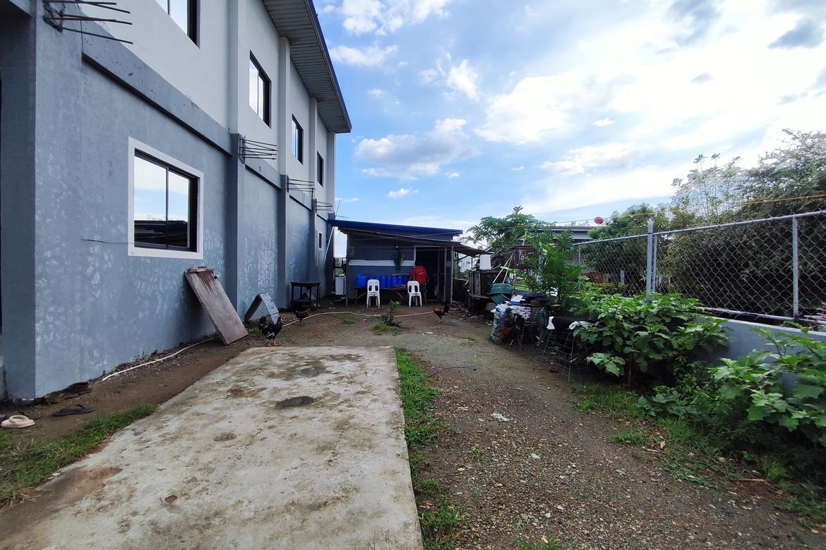 4 Bedroom House for Sale in Barangay 3, Calatagan, Batangas – photo 2