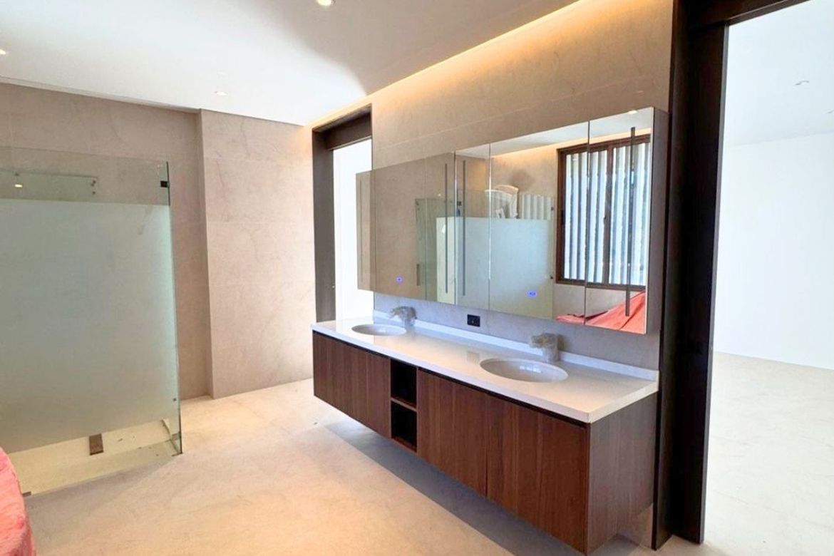 4 Bedroom House for Sale in Barangay 62-A, Cavite City, Cavite – photo 6