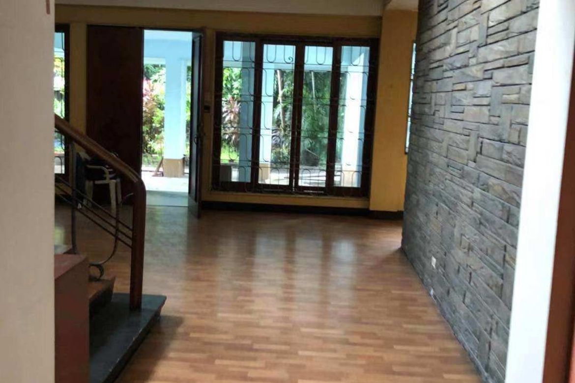 4 Bedroom House for Sale in Barangay 70, Pasay, Metro Manila near LRT-1 Libertad – photo 4