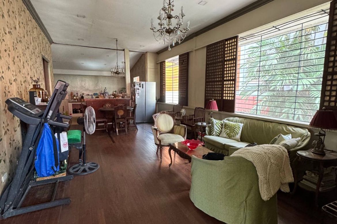 4 Bedroom House for Sale in Barangay 98, Pasay, Metro Manila near MRT-3 Taft Avenue – photo 4
