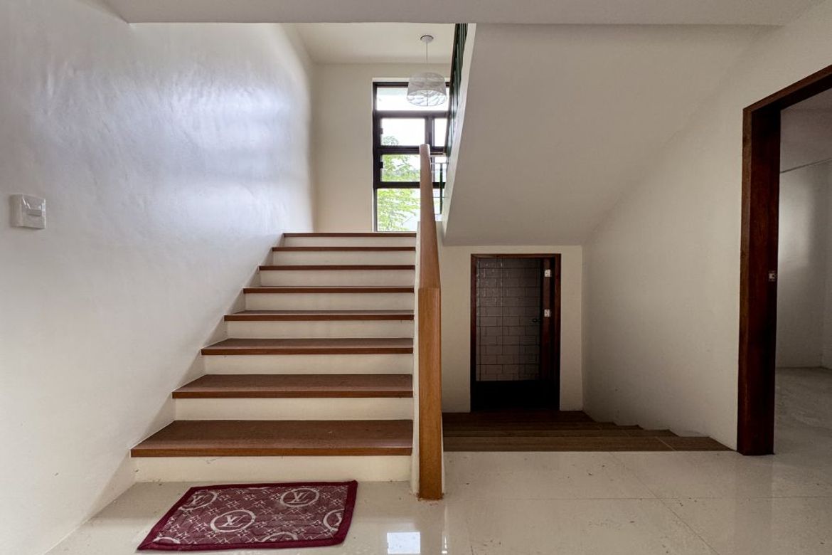 4 Bedroom House for Sale in Batasan Hills, Quezon City, Metro Manila – photo 3