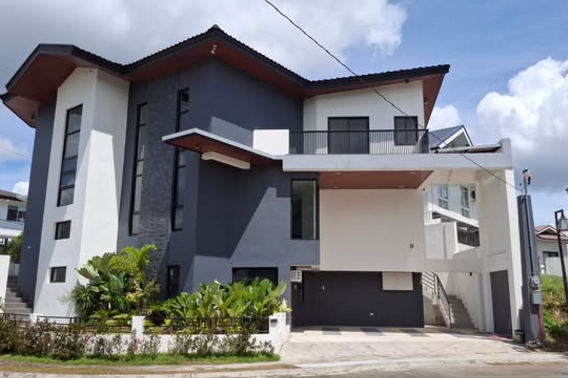 4 Bedroom House for Sale in Bayanan, Bacoor, Cavite