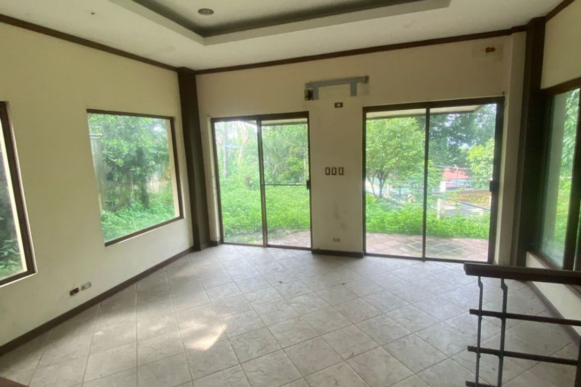 4 Bedroom House for Sale in Beverly Hills, Antipolo, Rizal – photo 2