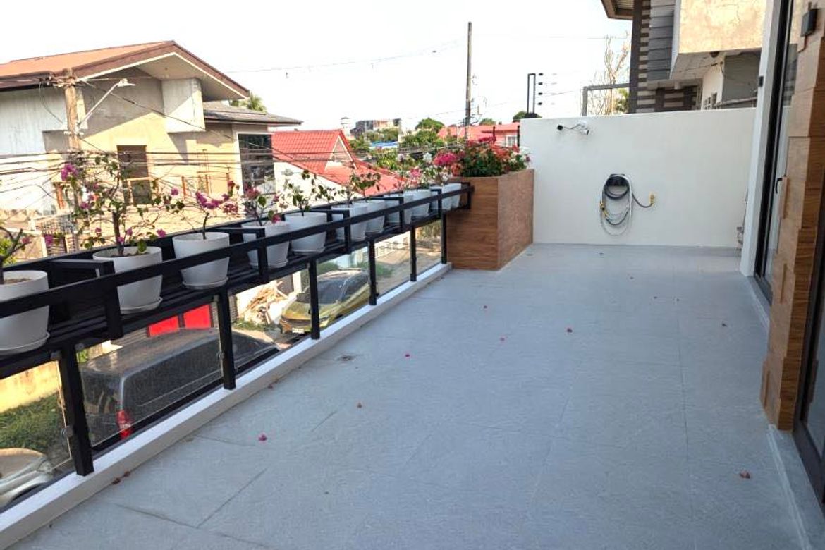 4 Bedroom House for Sale in BF Homes Executive Village, Almanza Uno, Las Piñas, Metro Manila – photo 5