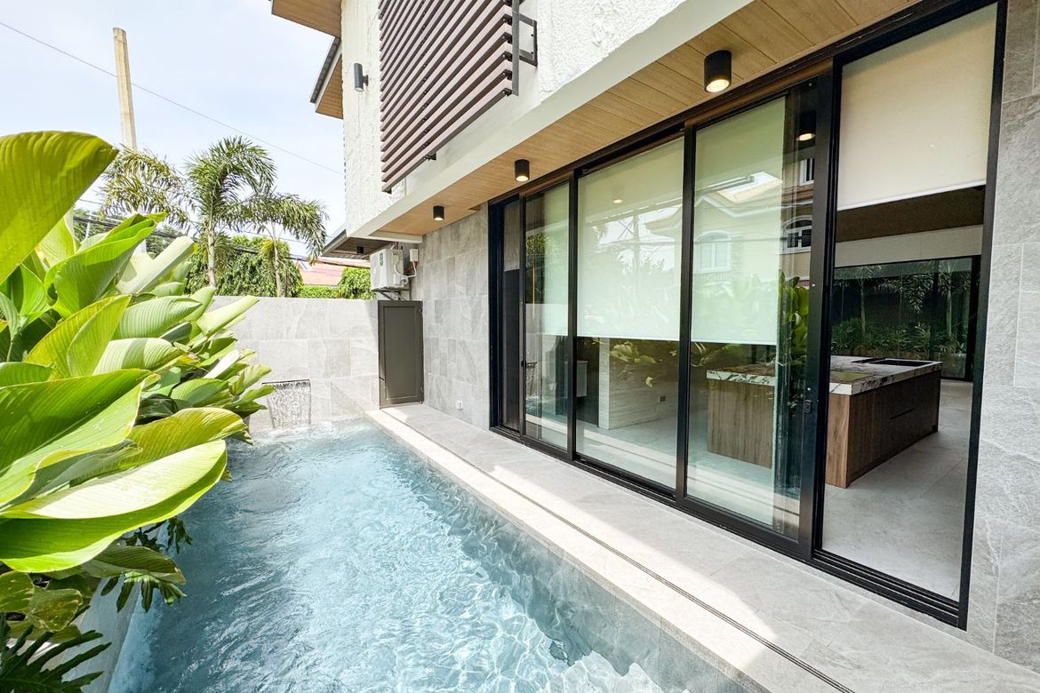 4 Bedroom House for Sale in BF Homes Parañaque, BF Homes, Parañaque, Metro Manila – photo 6