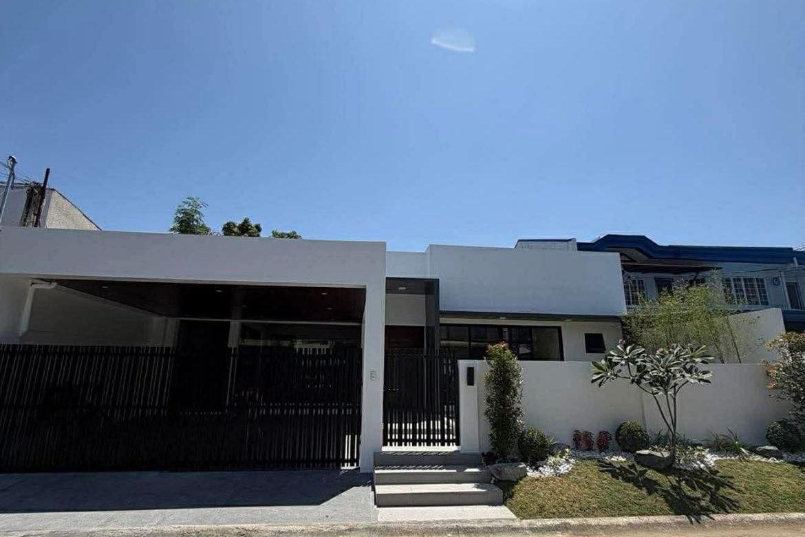 4 Bedroom House for Sale in BF Homes Parañaque, BF Homes, Parañaque, Metro Manila