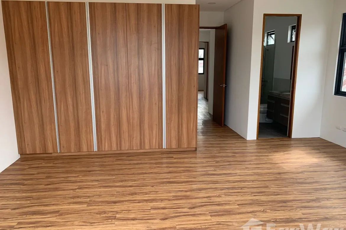 4 Bedroom House for Sale in BF Homes Parañaque, BF Homes, Parañaque, Metro Manila – photo 7