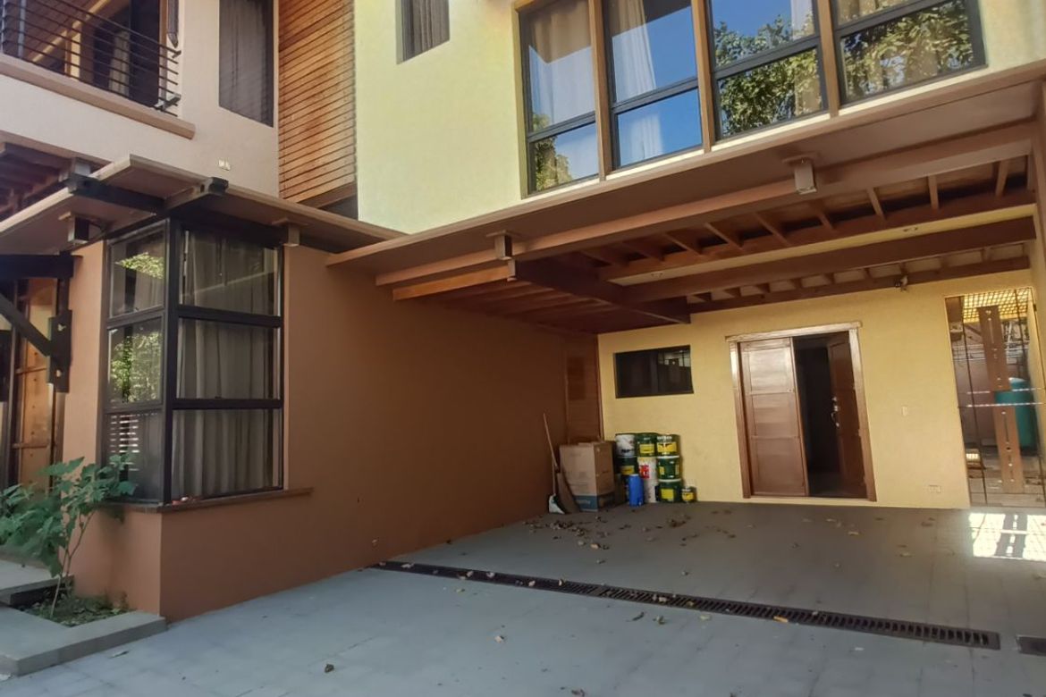 4 Bedroom House for Sale in BF Homes, Parañaque, Metro Manila – photo 2