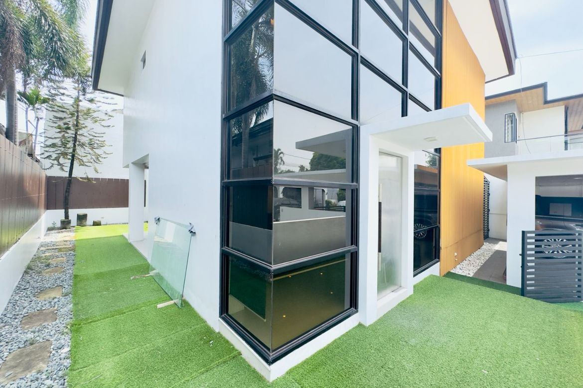 4 Bedroom House for Sale in BF Homes, Parañaque, Metro Manila – photo 4