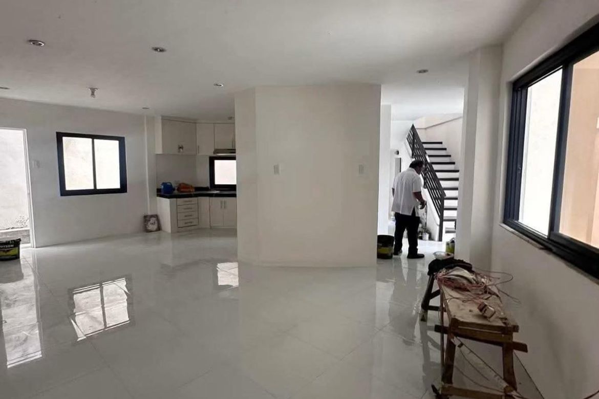 4 Bedroom House for Sale in BF Homes, Parañaque, Metro Manila – photo 2