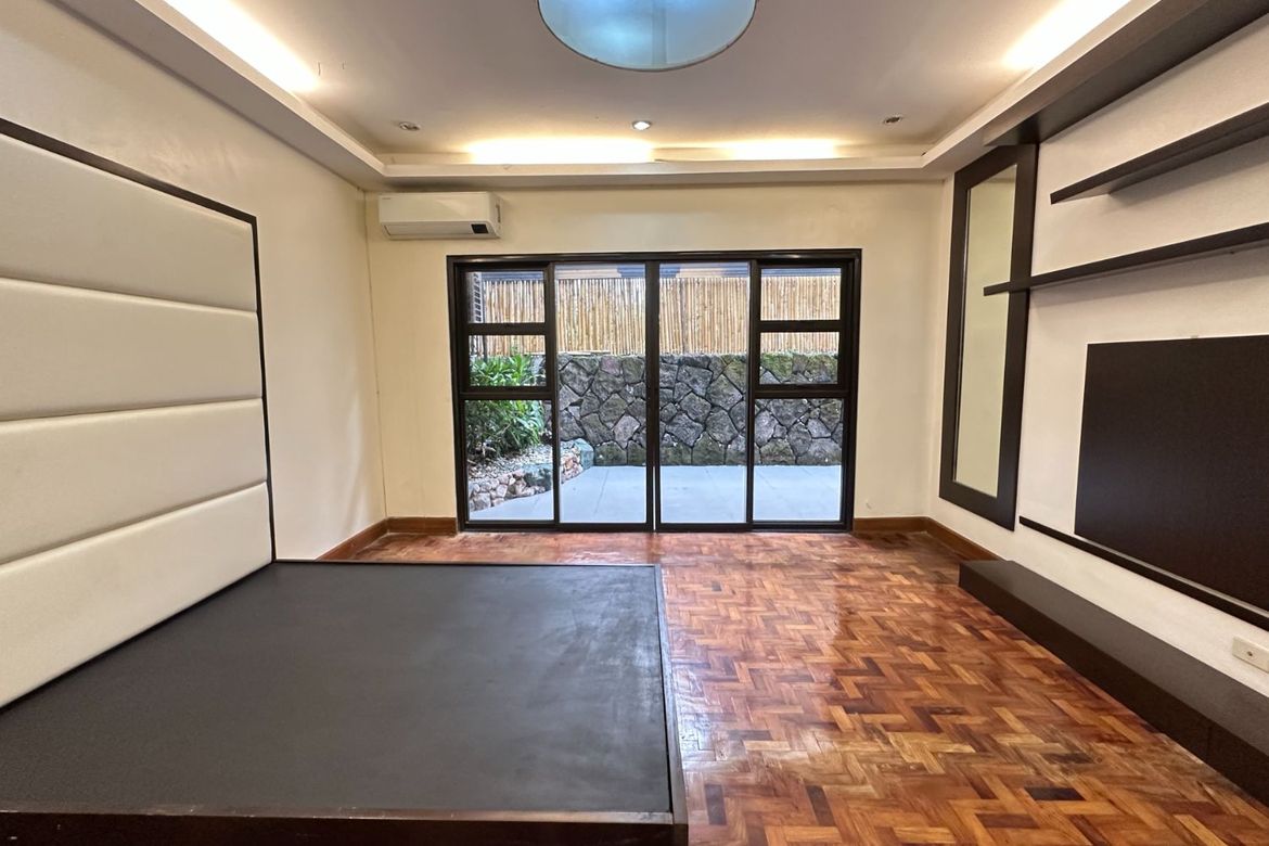 4 Bedroom House for Sale in BF Homes, Parañaque, Metro Manila – photo 6