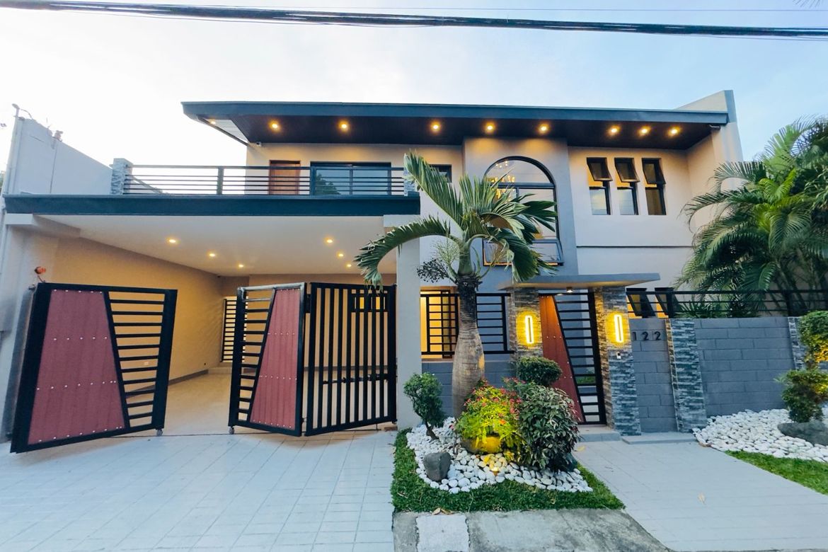 4 Bedroom House for Sale in BF Resort, Las Piñas, Metro Manila – photo 2