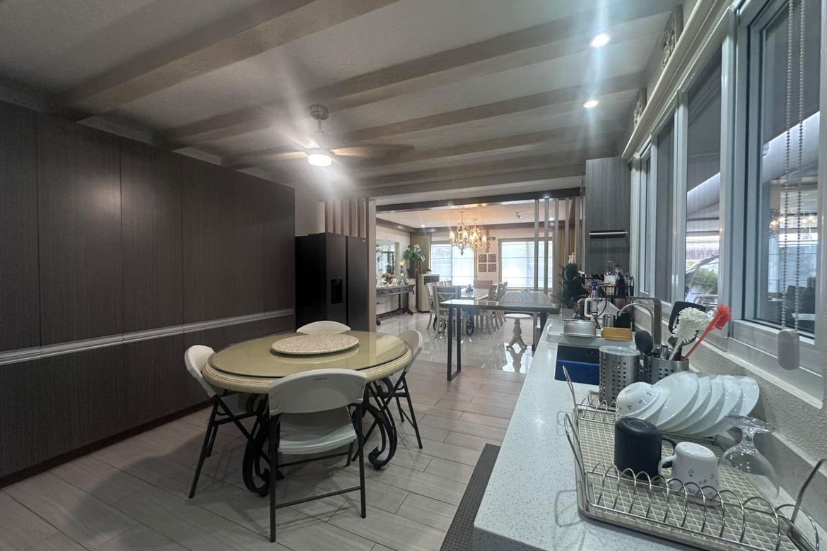 4 Bedroom House for Sale in BF Resort, Las Piñas, Metro Manila – photo 5