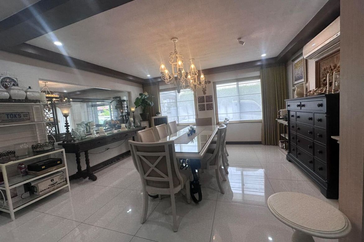 4 Bedroom House for Sale in BF Resort, Las Piñas, Metro Manila – photo 8