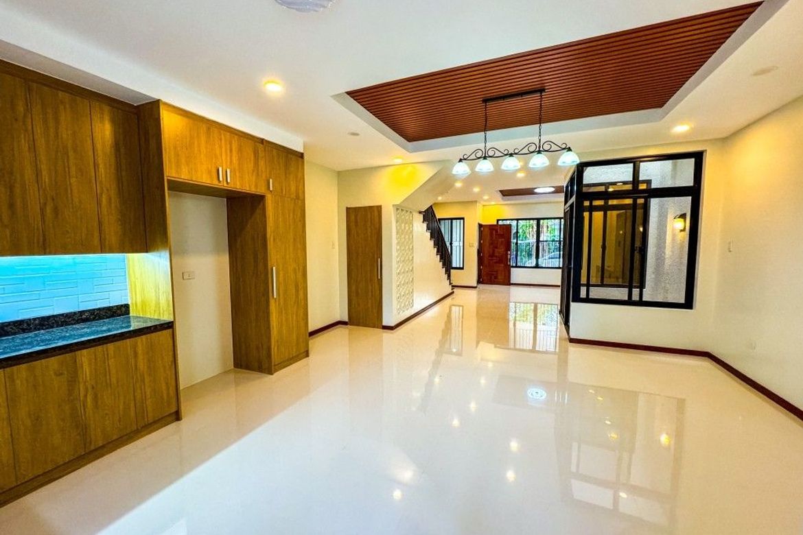 4 Bedroom House for Sale in BF Resort Village, Talon Dos, Las Piñas, Metro Manila – photo 4
