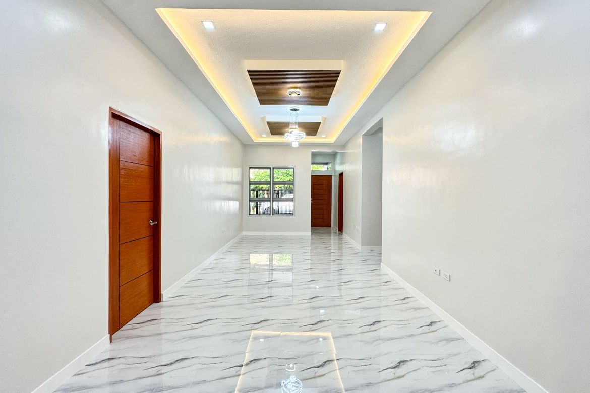 4 Bedroom House for Sale in BF Resort Village, Talon Dos, Las Piñas, Metro Manila – photo 6