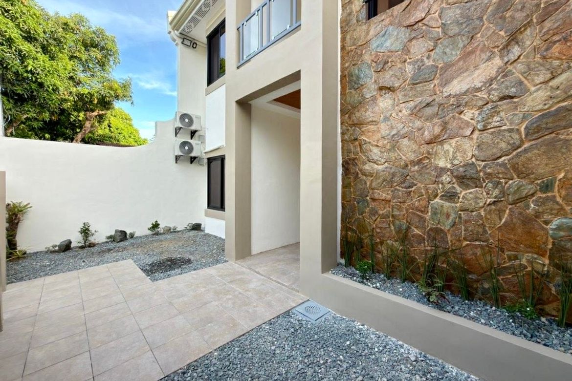 4 Bedroom House for Sale in BF Resort Village, Talon Dos, Las Piñas, Metro Manila – photo 2