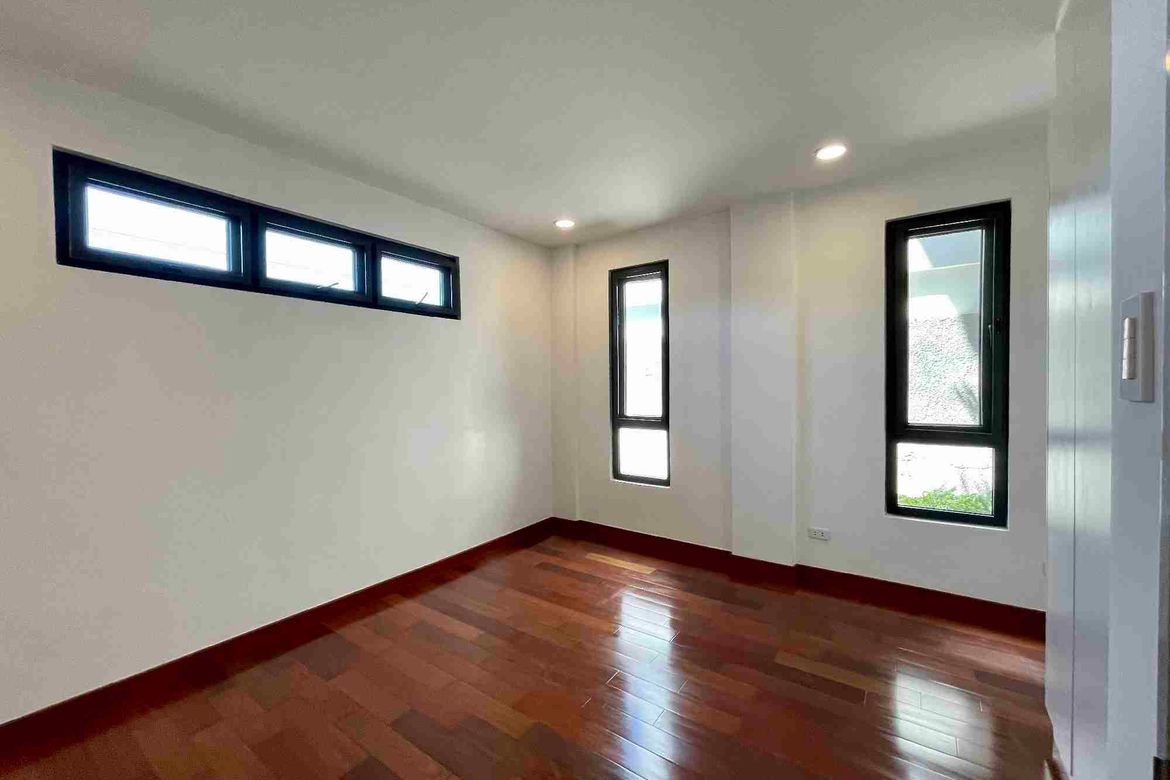 4 Bedroom House for Sale in BGC, Taguig, Metro Manila – photo 6
