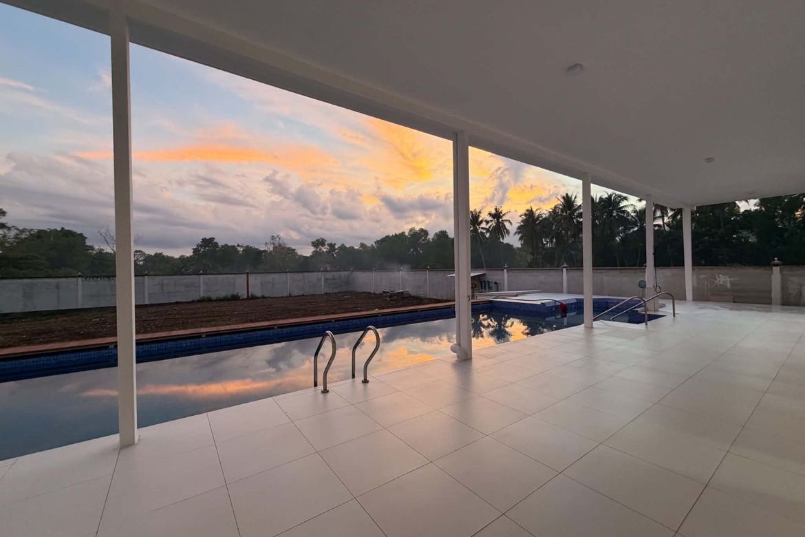 4 Bedroom House for Sale in Biking, Dauis, Bohol