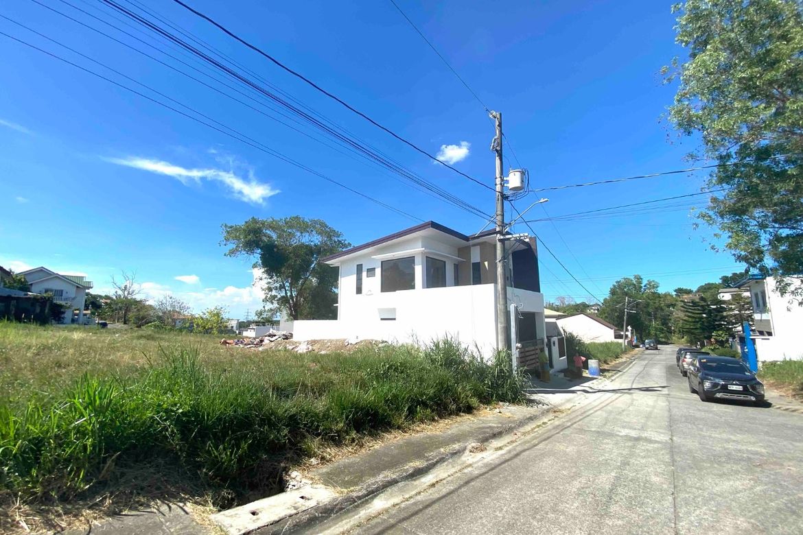 4 Bedroom House for Sale in Biluso, Silang, Cavite – photo 2