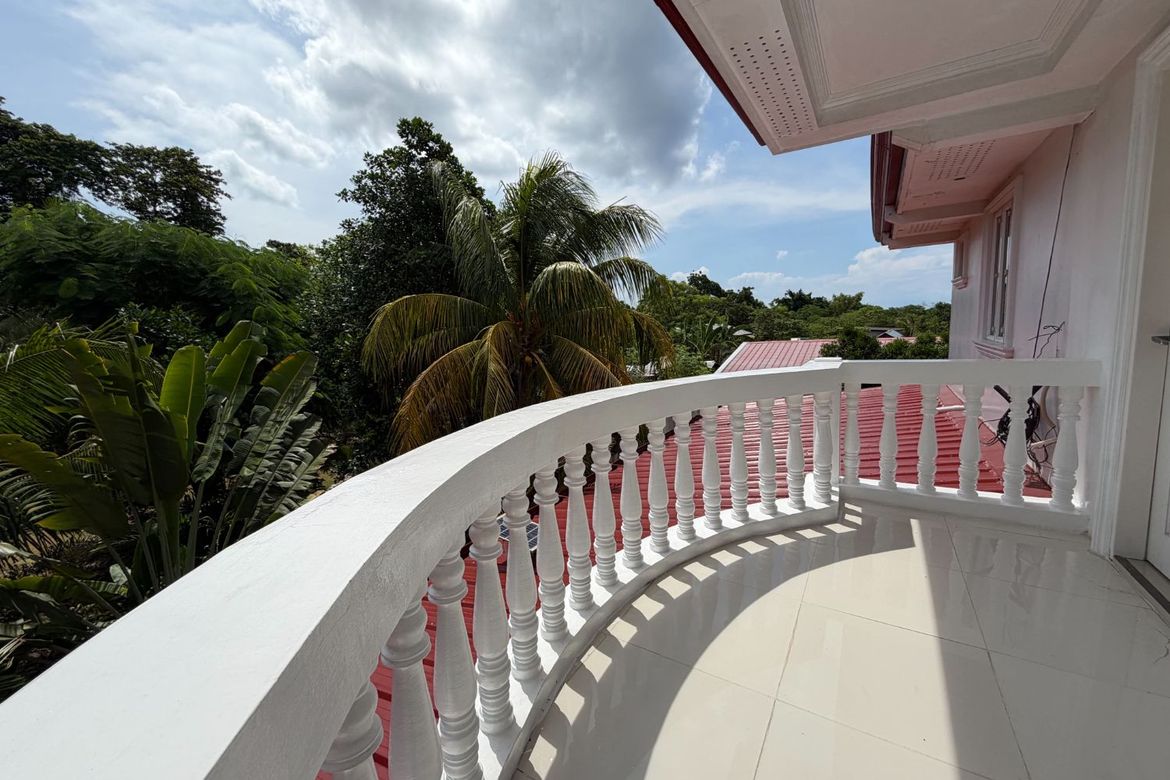 4 Bedroom House for Sale in Bingag, Dauis, Bohol – photo 2