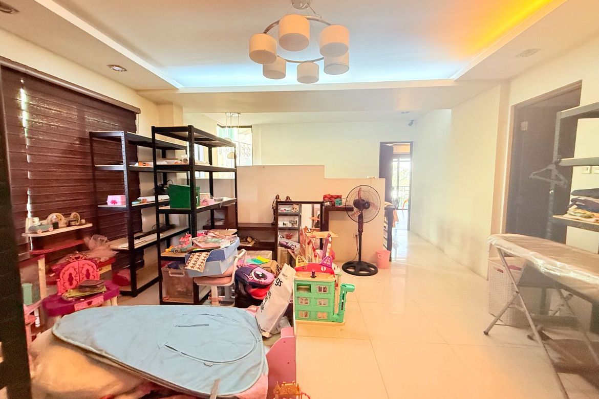 4 Bedroom House for Sale in Blue Ridge A, Quezon City, Metro Manila – photo 6