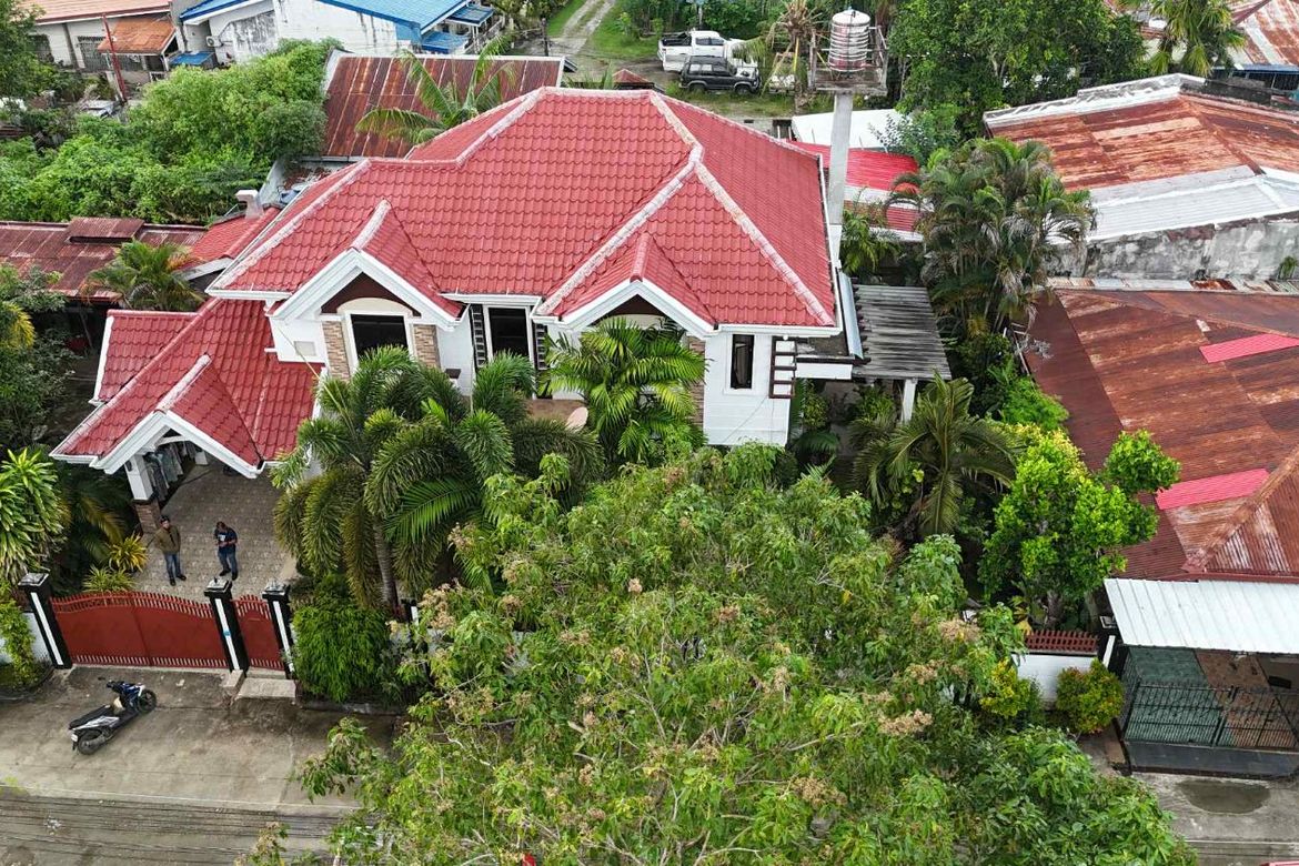 4 Bedroom House for Sale in Booy, Tagbilaran, Bohol