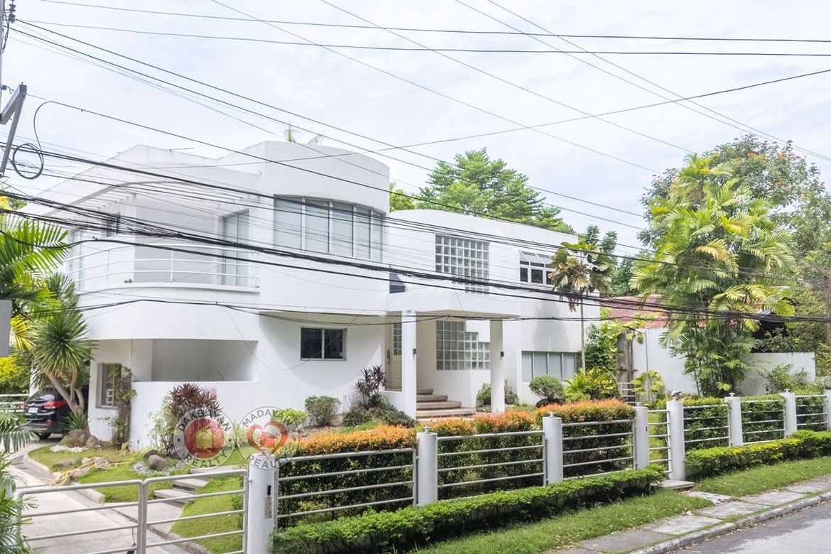 4 Bedroom House for Sale in Buhangin, Davao City, Davao del Sur