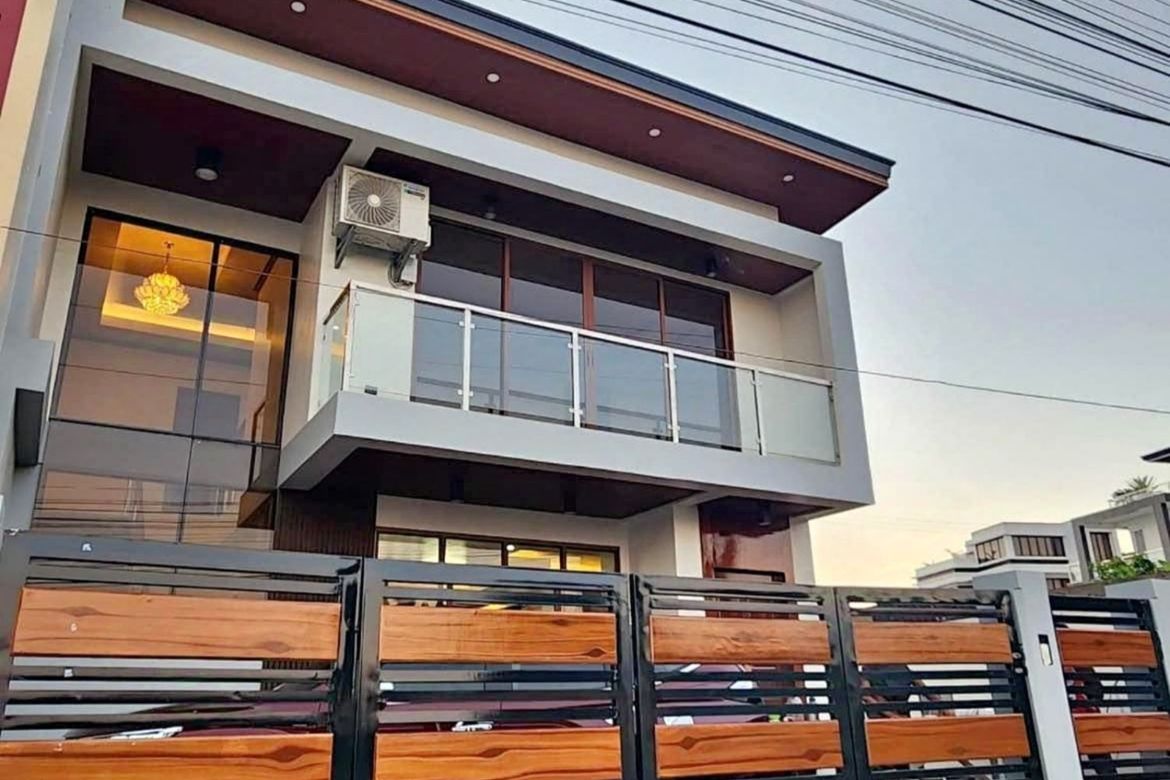 4 Bedroom House for Sale in Bulacao, Cebu City, Cebu