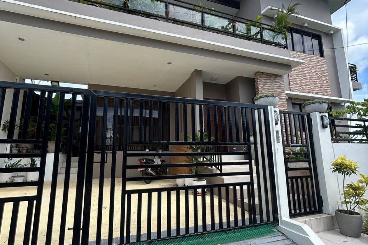 4 Bedroom House for Sale in Bulacao, Talisay, Cebu