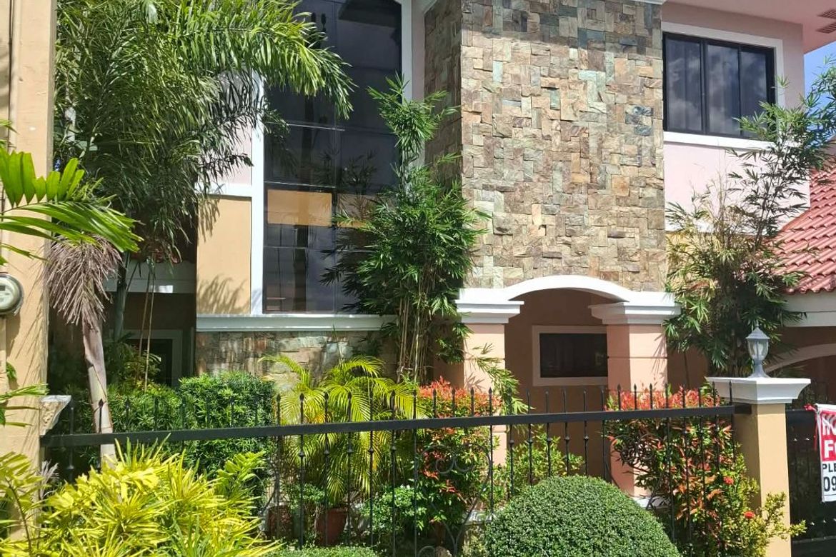 4 Bedroom House for Sale in Bulacao, Talisay, Cebu
