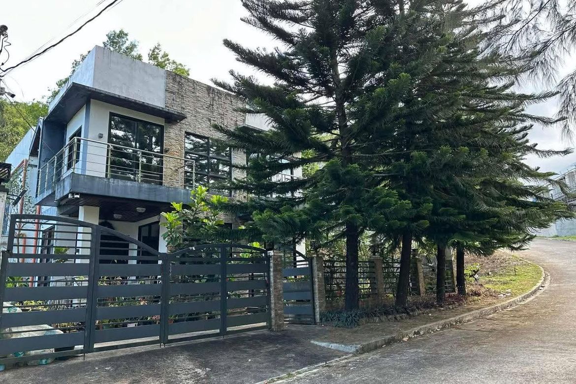 4 Bedroom House for Sale in Calawis, Antipolo, Rizal
