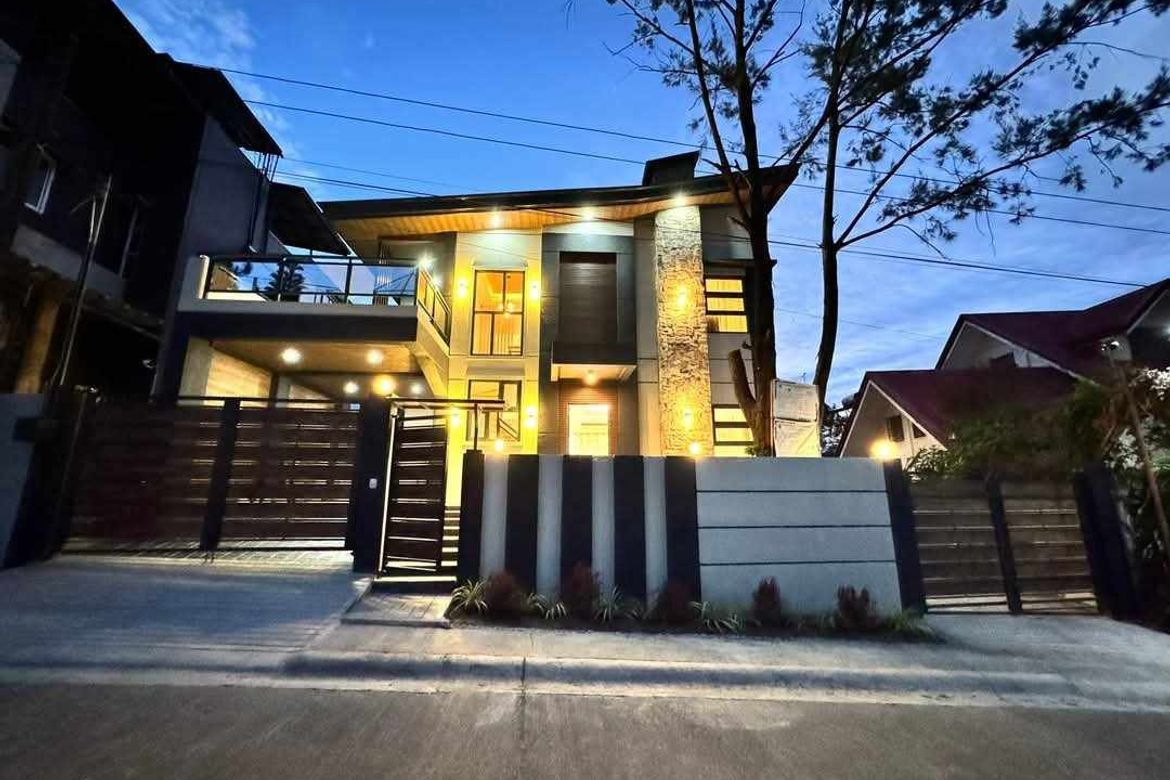 4 Bedroom House for Sale in Camp 7, Baguio, Benguet
