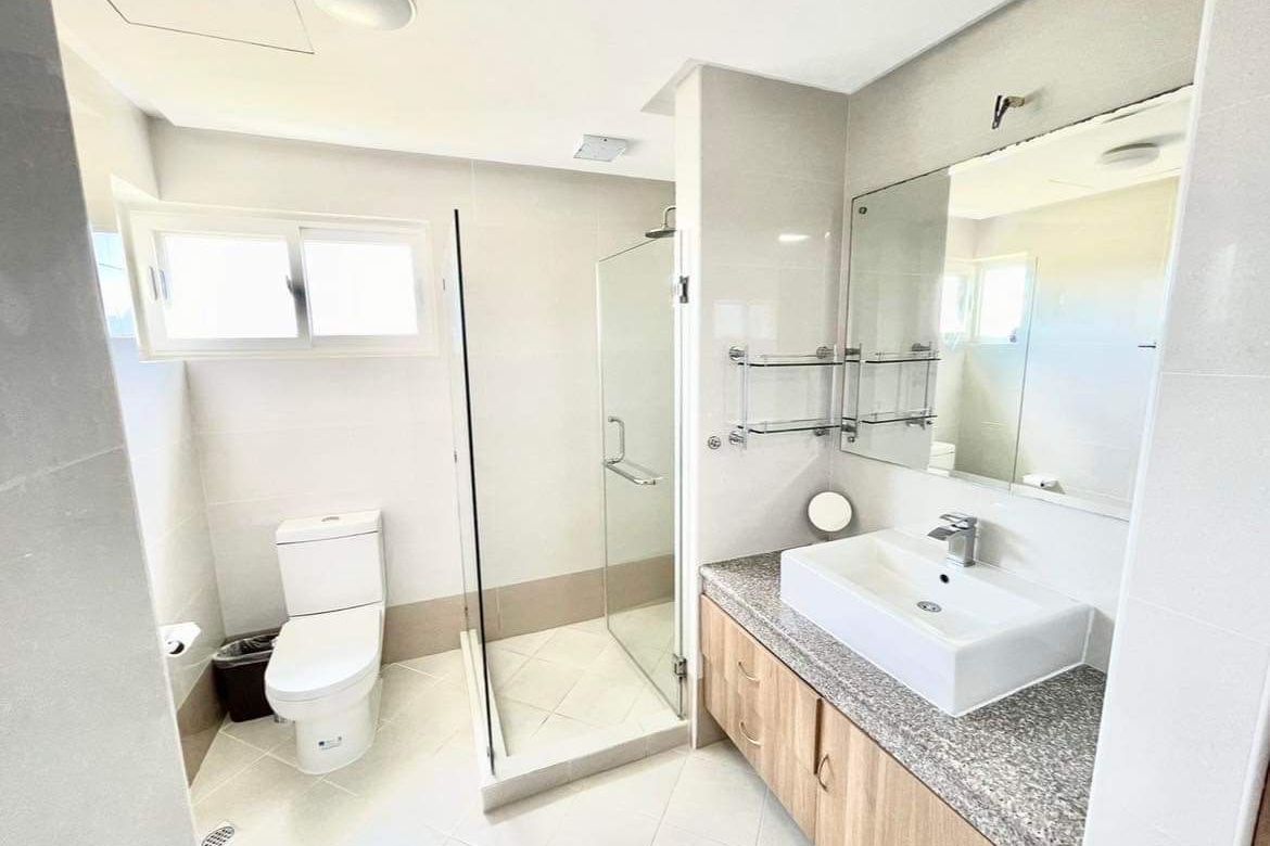 4 Bedroom House for Sale in Canlubang, Calamba, Laguna – photo 8