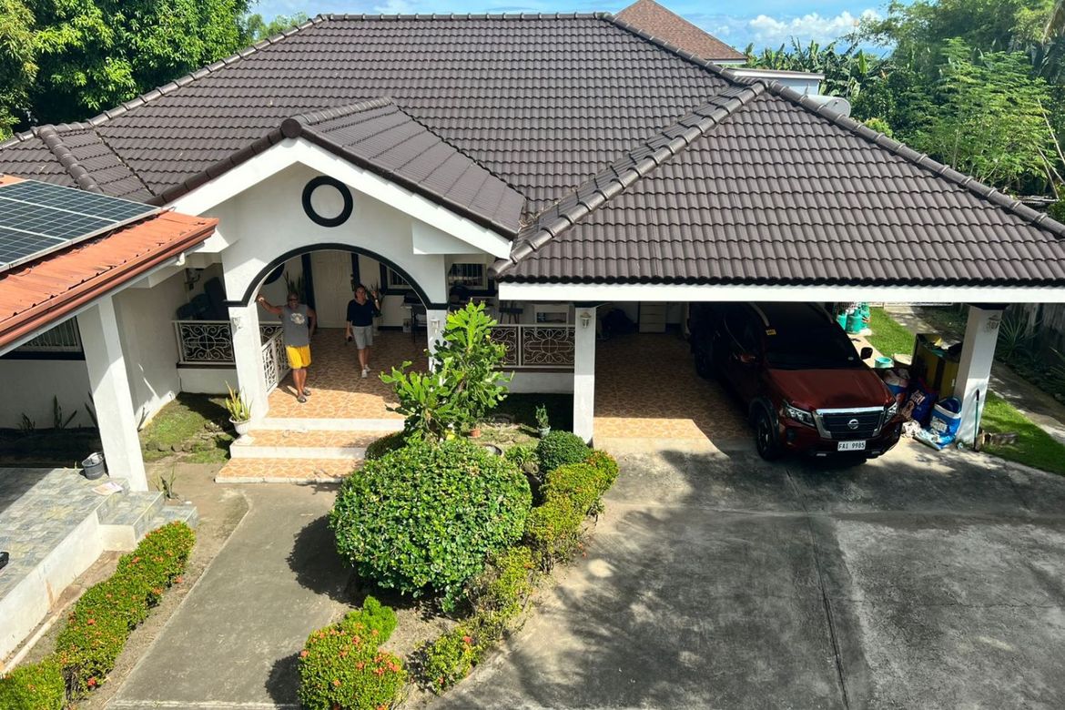 4 Bedroom House for Sale in Cantil-E, Dumaguete, Negros Oriental