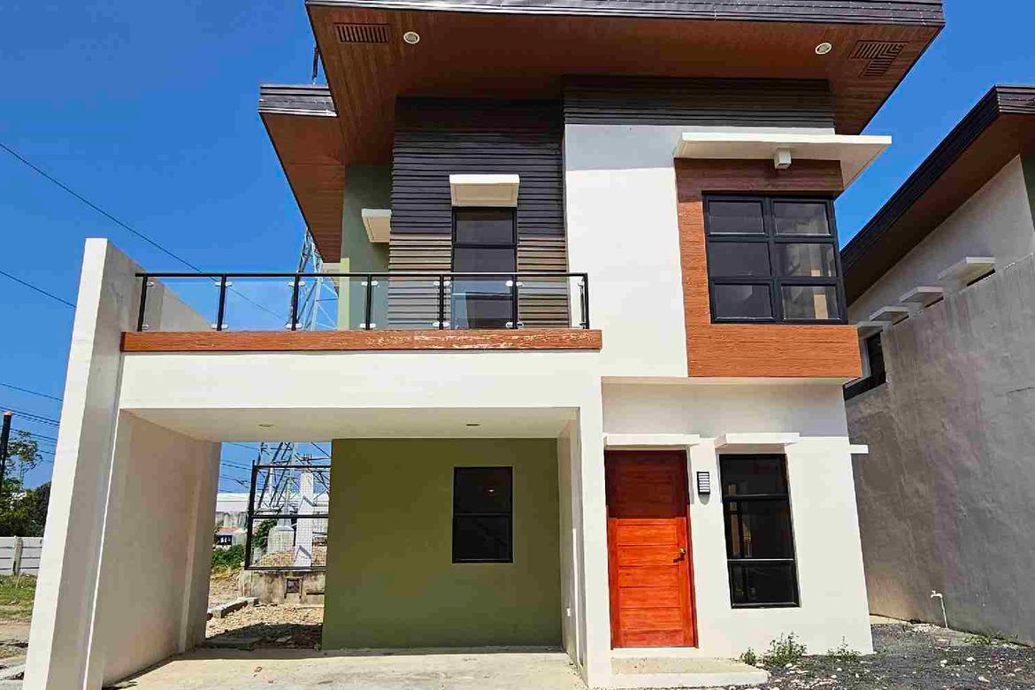 4 Bedroom House for Sale in Casuntingan, Mandaue, Cebu