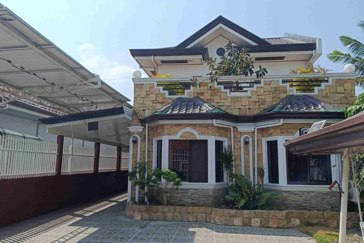4 Bedroom House for Sale in Catarman, Liloan, Cebu