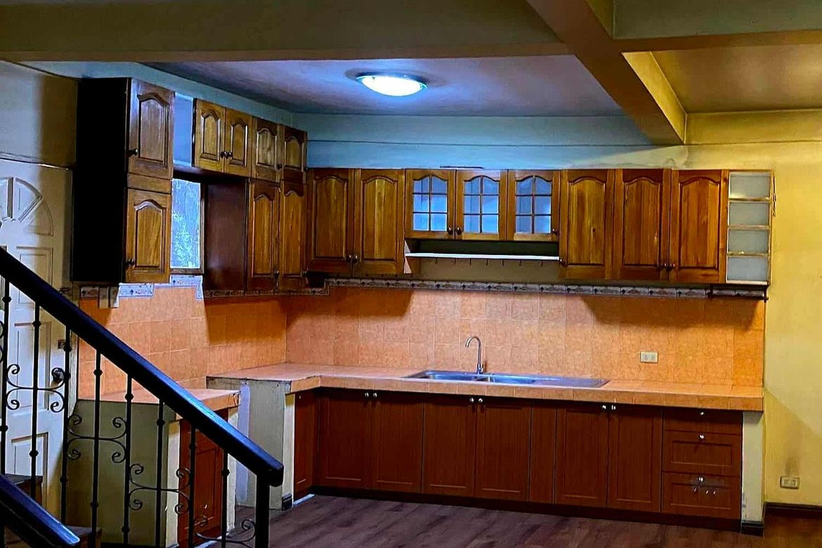4 Bedroom House for Sale in Central Bicutan, Taguig, Metro Manila – photo 6