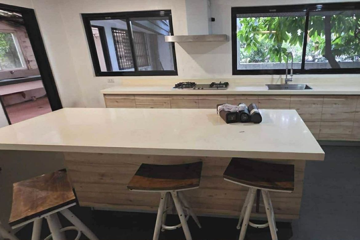4 Bedroom House for Sale in Central, Quezon City, Metro Manila – photo 2