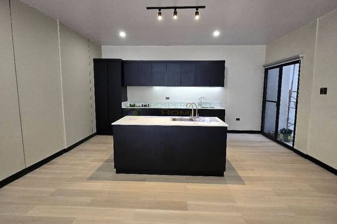 4 Bedroom House for Sale in Central, Quezon City, Metro Manila – photo 3