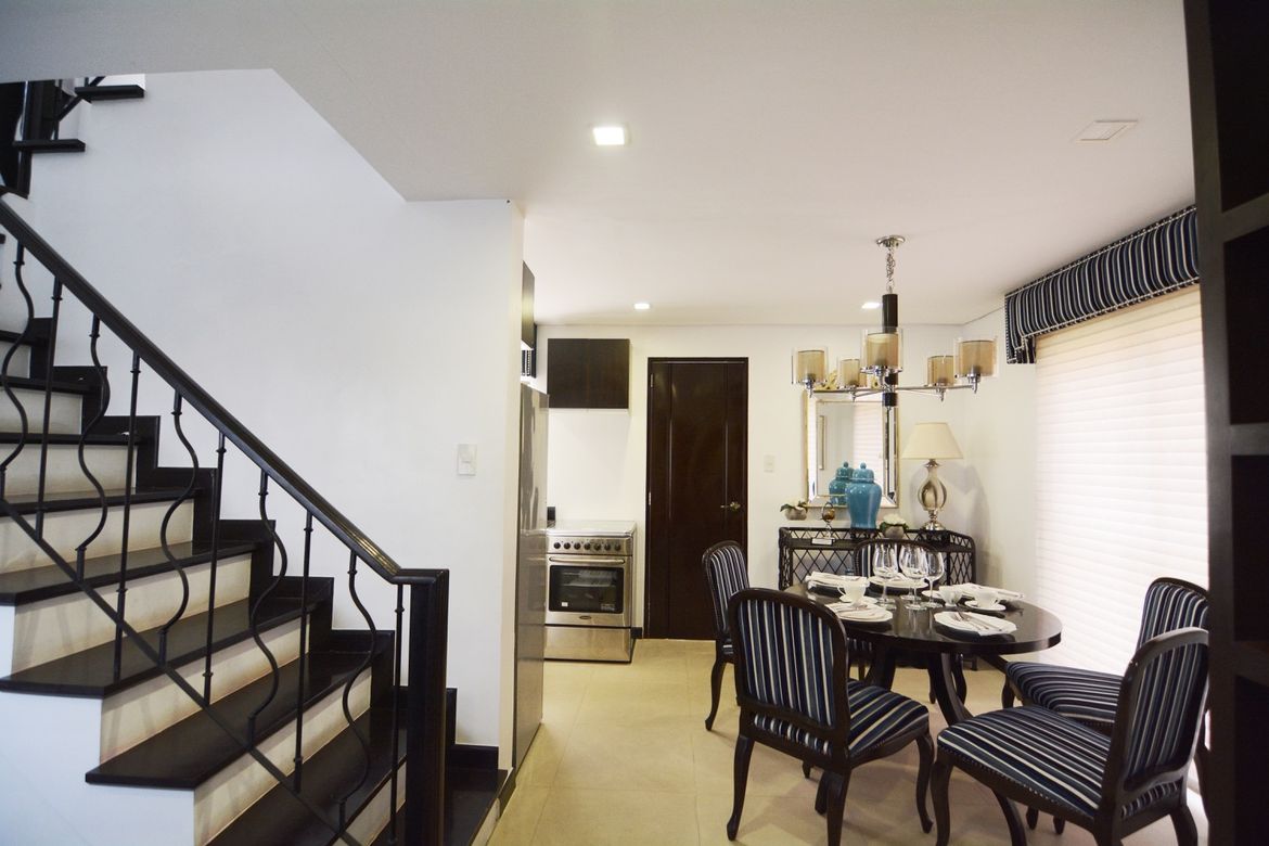 4 Bedroom House for Sale in CITTA ITALIA, Molino II, Bacoor, Cavite – photo 8