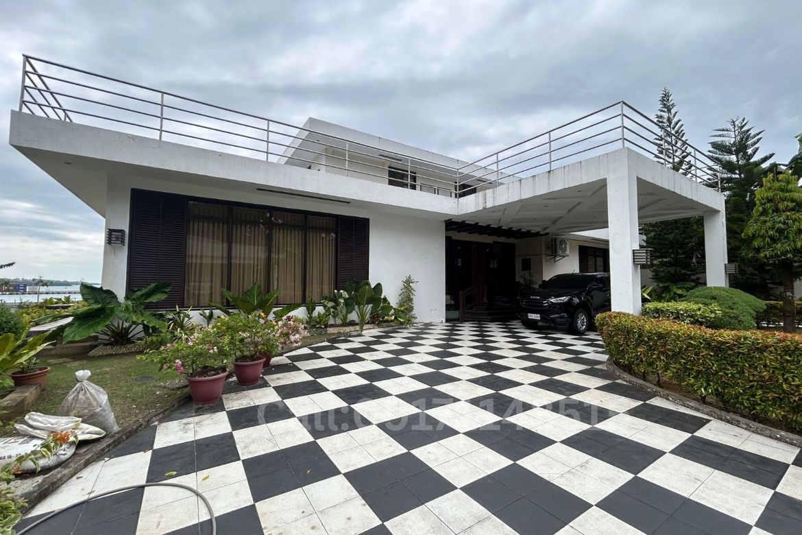4 Bedroom House for Sale in Cogon, Tagbilaran, Bohol