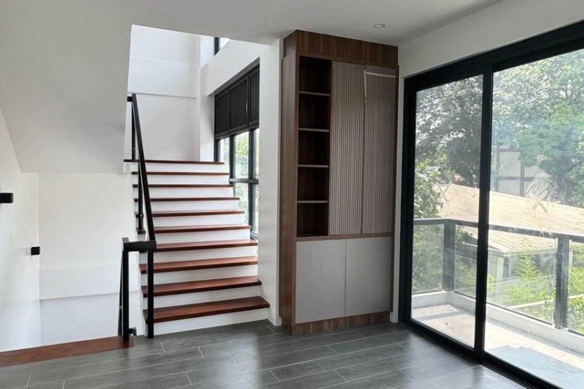 4 Bedroom House for Sale in Commonwealth, Quezon City, Metro Manila – photo 4