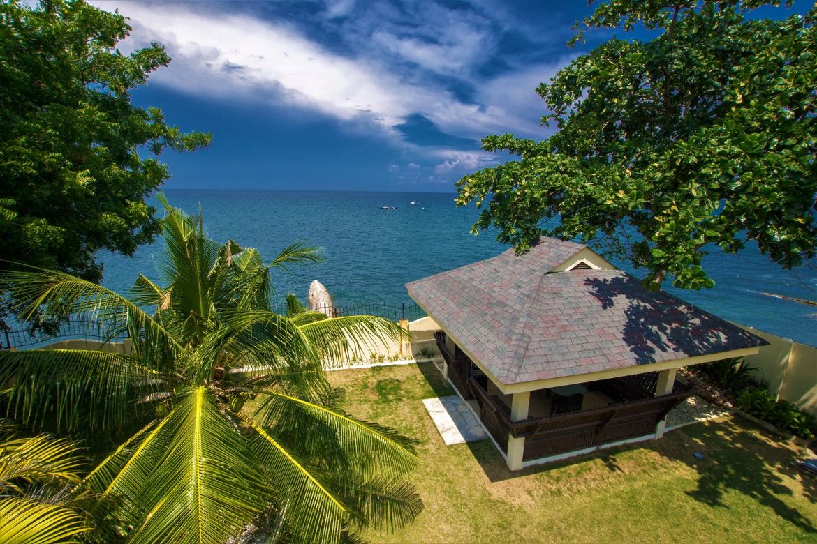4 Bedroom House for Sale in Corazon, Catmon, Cebu