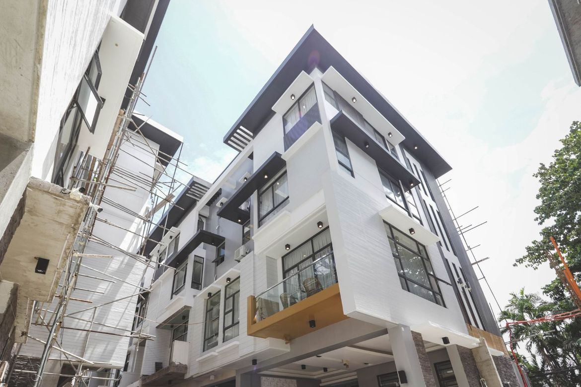 4 Bedroom House for Sale in Corazon de Jesus, San Juan, Metro Manila near LRT-2 J. Ruiz