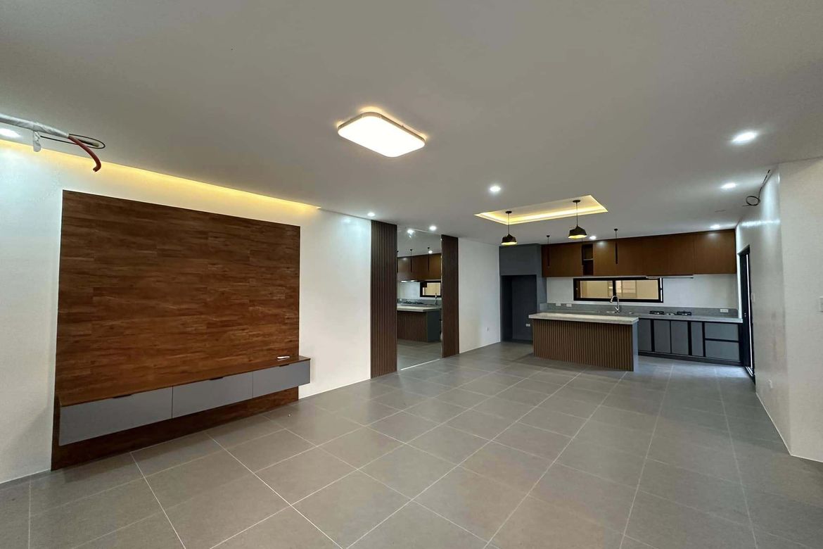 4 Bedroom House for Sale in Cuayan, Angeles, Pampanga – photo 4
