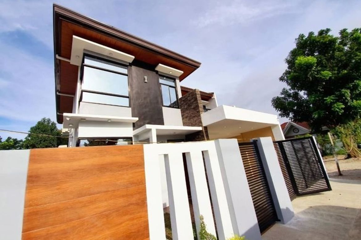 4 Bedroom House for Sale in Culubasa, Mexico, Pampanga