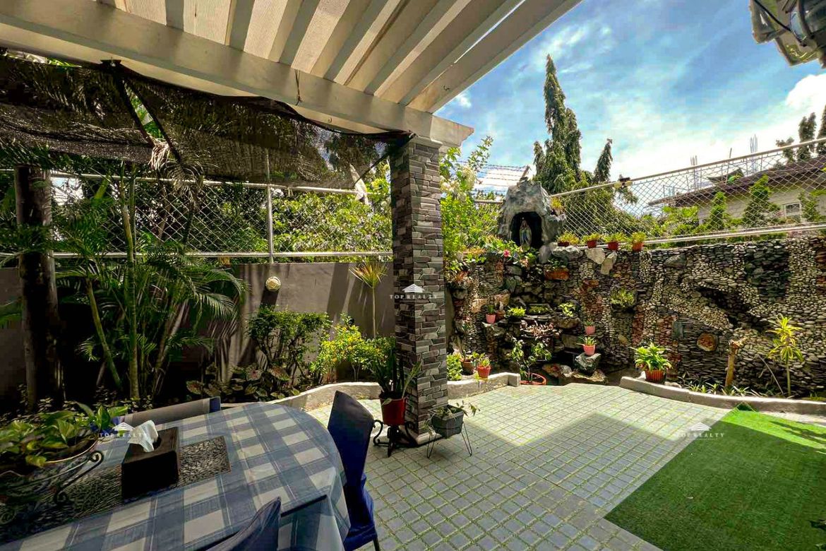 4 Bedroom House for Sale in Cupang, Muntinlupa, Metro Manila