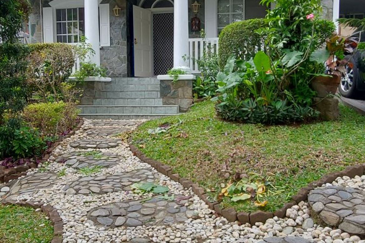 4 Bedroom House for Sale in Cupang, Muntinlupa, Metro Manila