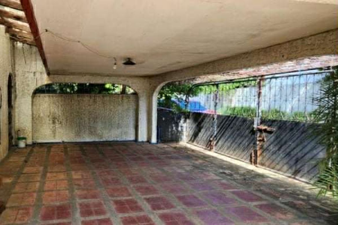 4 Bedroom House for Sale in Cupang, Muntinlupa, Metro Manila – photo 6
